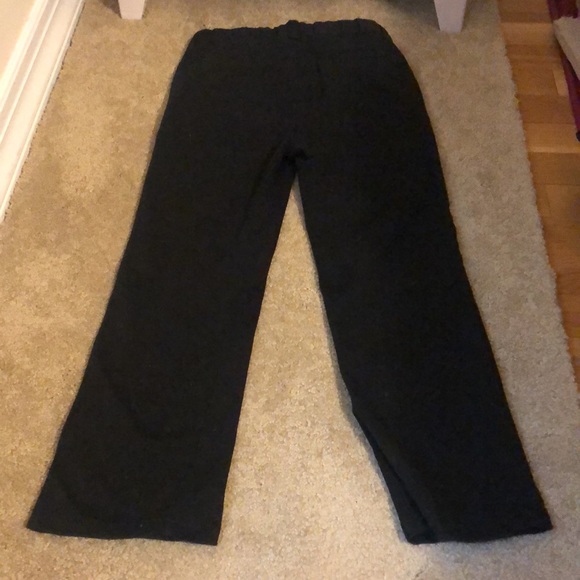 2 pairs of boy pants. Chaps khaki black size 7. Hanna Andersson sweatpants 120 - Picture 5 of 10
